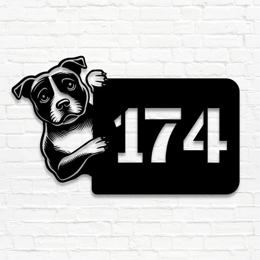 Staffordshire Bullterrier - individuelle Hausnummer