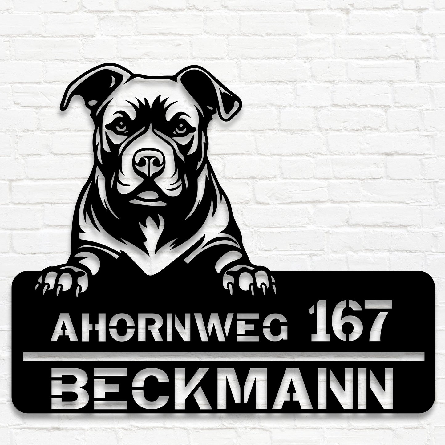 Stahlschild mit Pitbull Hausnummern und Name