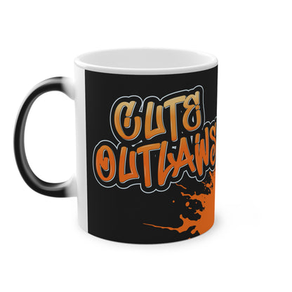 Magic Coffee Mug - Cute Outlaws Maskottchen erscheint