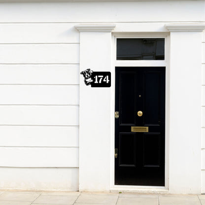 Staffordshire Bullterrier - individuelle Hausnummer