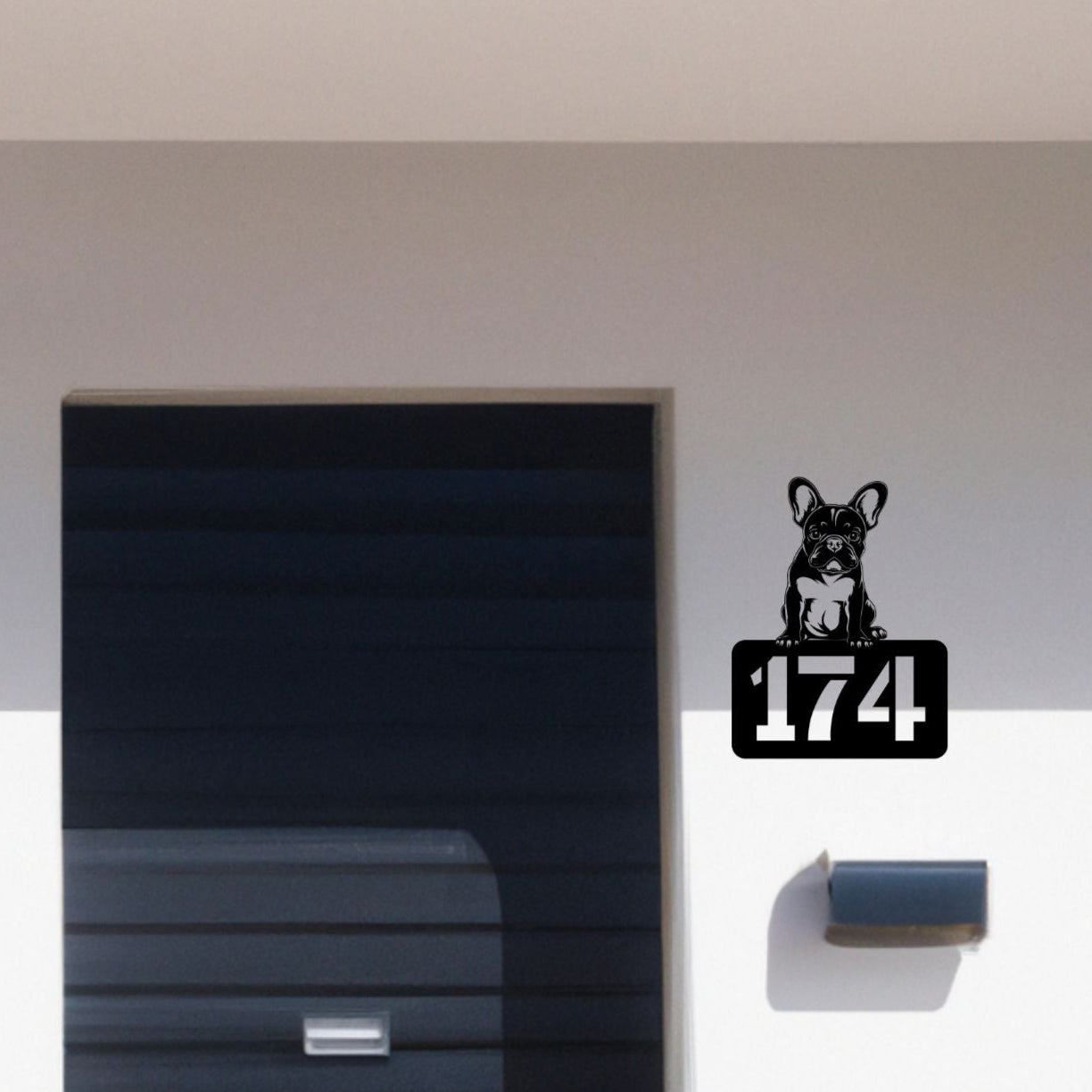 Individuelles Metallschild mit Hausnummer Fropswelpen